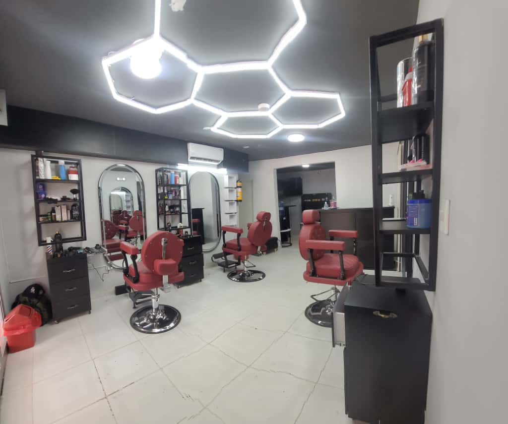 Logo de H Barber Shop SAS